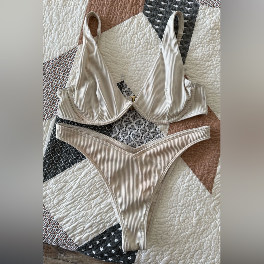 Hollister Bikini